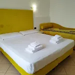 Daniela 3*