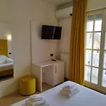 Daniela Bed and breakfast 3*