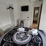 Daniela Bed and breakfast Lainate
