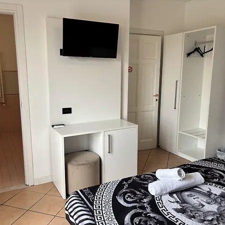 Hotel Daniela 3*